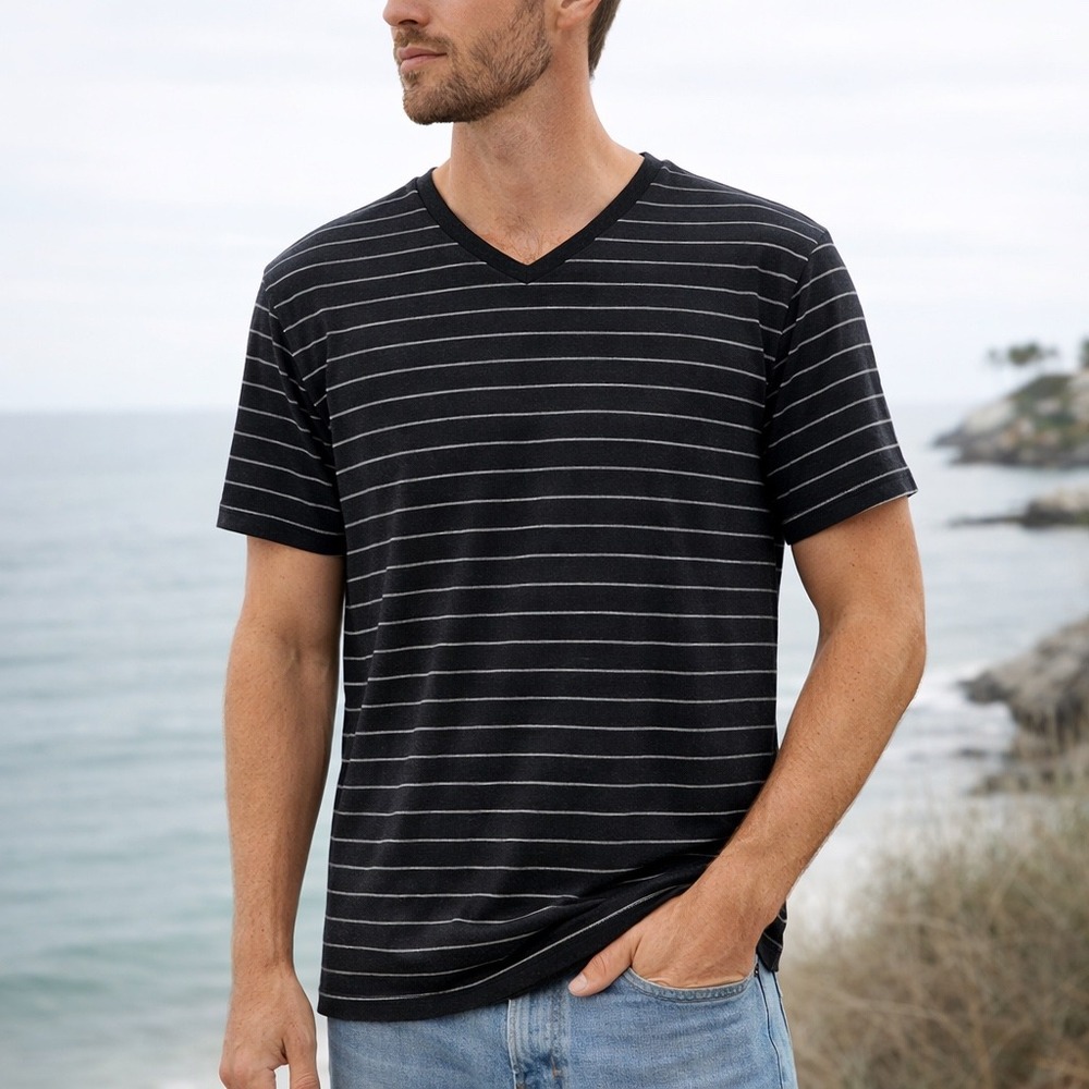 Mens XL Black White Striped Organic Cotton V-Neck T-Shirt Fair Trade NWOT Preppy